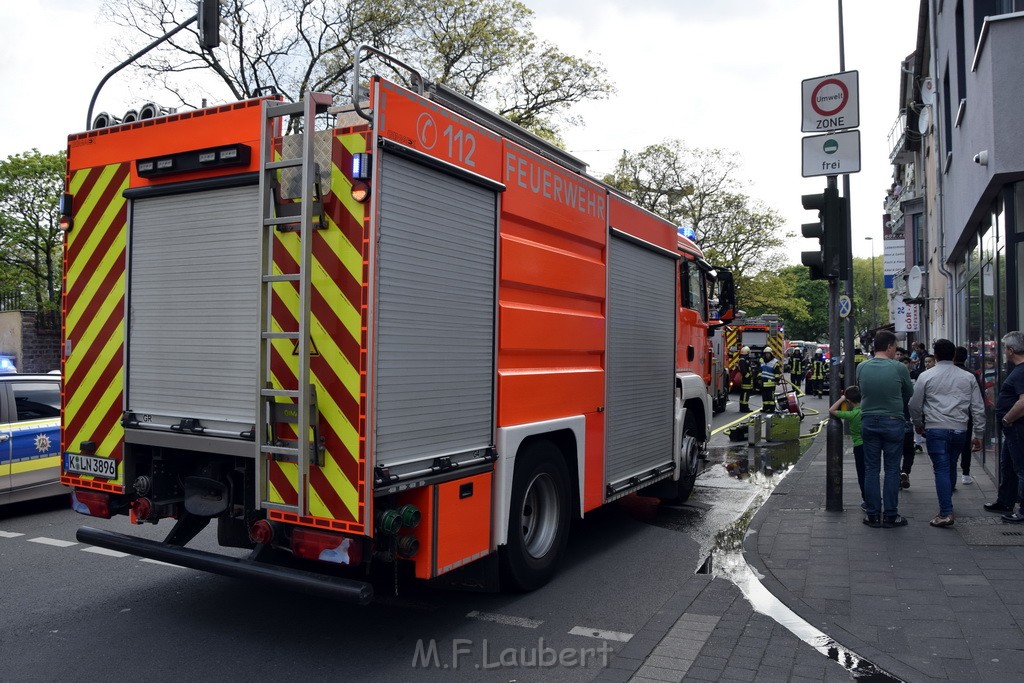 Feuer 2 Y Koeln Muelheim Bergisch Gladbacherstr P33.JPG - Miklos Laubert